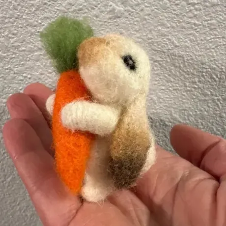🐰🥕Felted Lop Eared Bunny With Carrot - Image 4