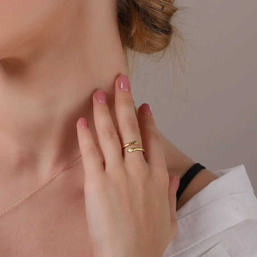 Hug Ring — Give her a hug she can always wear. 💫 - Image 4