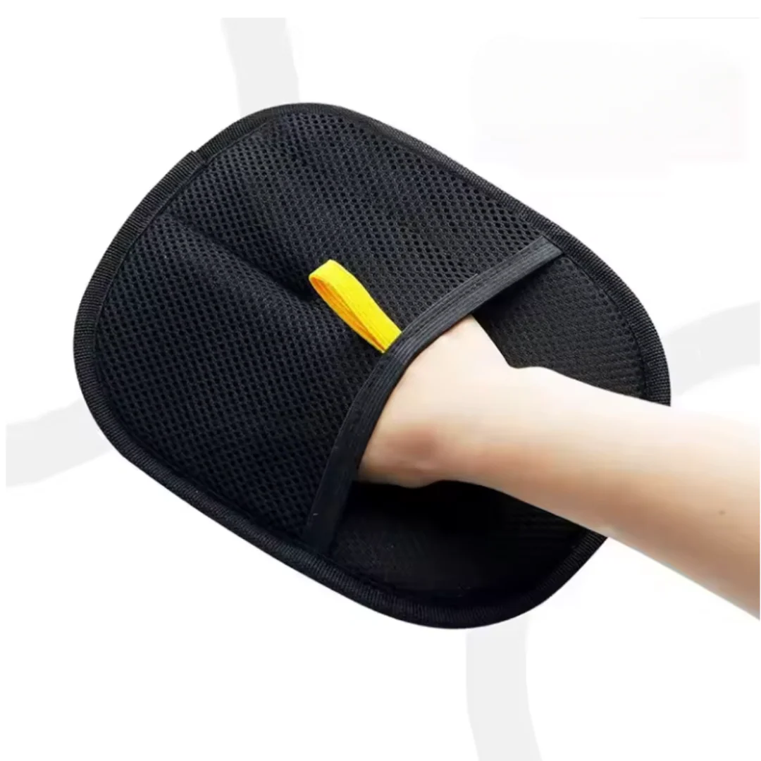 Buy 1 Get 1 Free🔥 Electrostatic Pet Hair Removal Grooming Gloves - Image 6