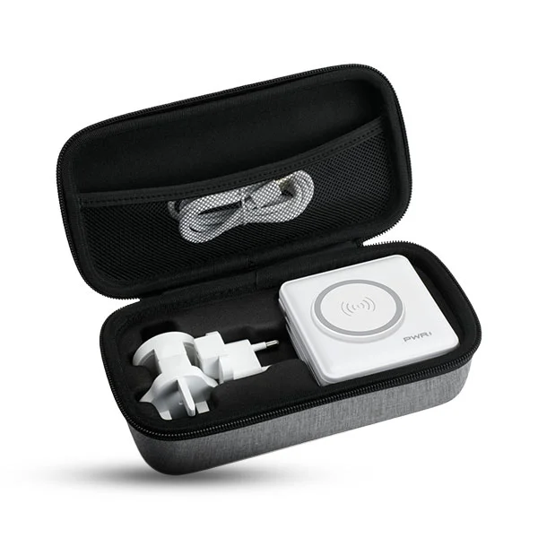 Travel PRO Gift Bundle | 5 in 1 Power Bank + Case + Gift - Image 7